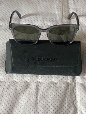 NIB Salvatore Ferragamo Gray Crystal Square Sunglasses w/Case